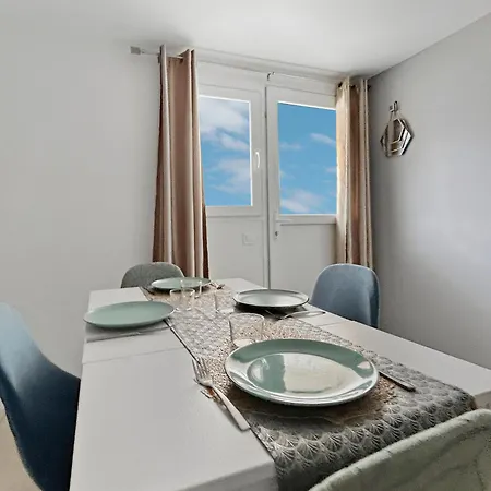 Apartment Renove, Proche Des Commerces & Transports