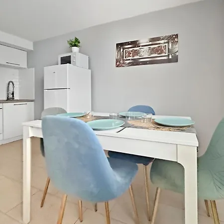 Apartment Renove, Proche Des Commerces & Transports Argenteuil