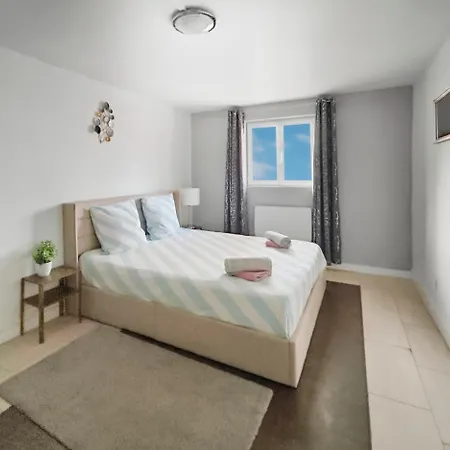 Apartment Renove, Proche Des Commerces & Transports Argenteuil